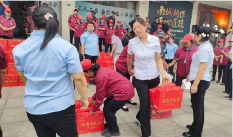 情暖中秋，月满人团圆